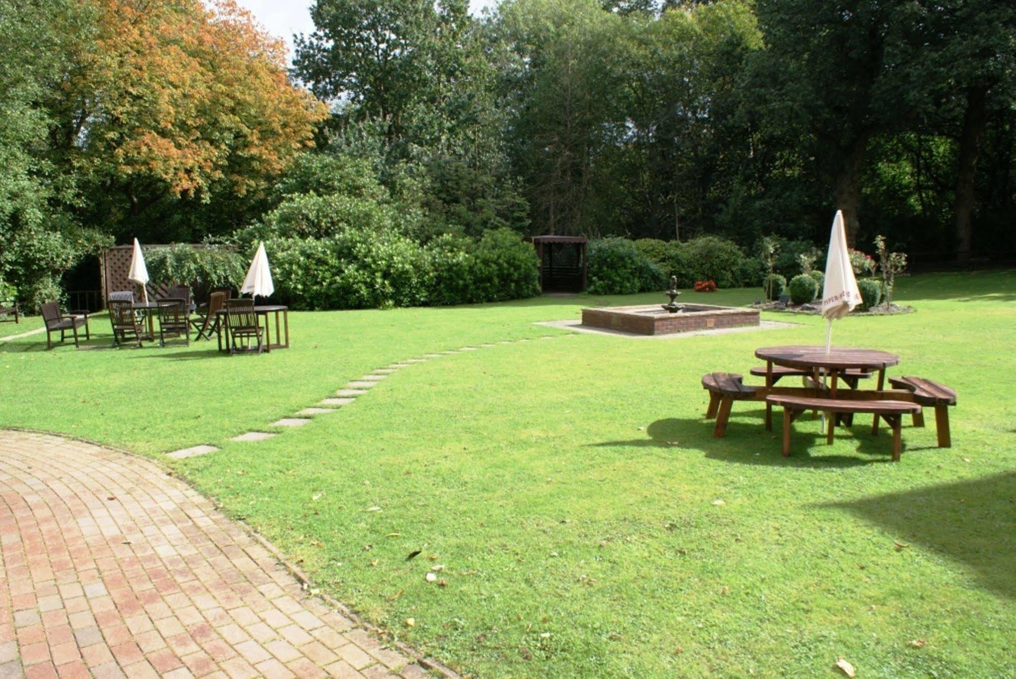 Hillscourt Hotel Barnt Green Exterior photo